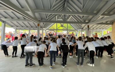 [RETOUR SUR] la restitution danse et chants de l’école de Bresson et le « co-concert » avec Bres’song.